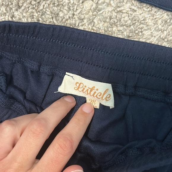 Listicle Blue lounge set - Picture 6 of 9